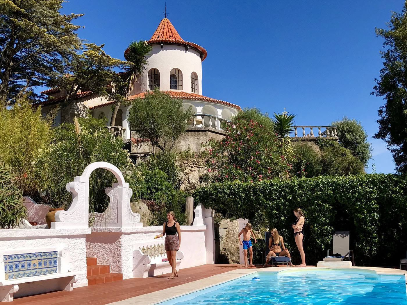 Retiro de yoga y surf en septiembre en Portugal