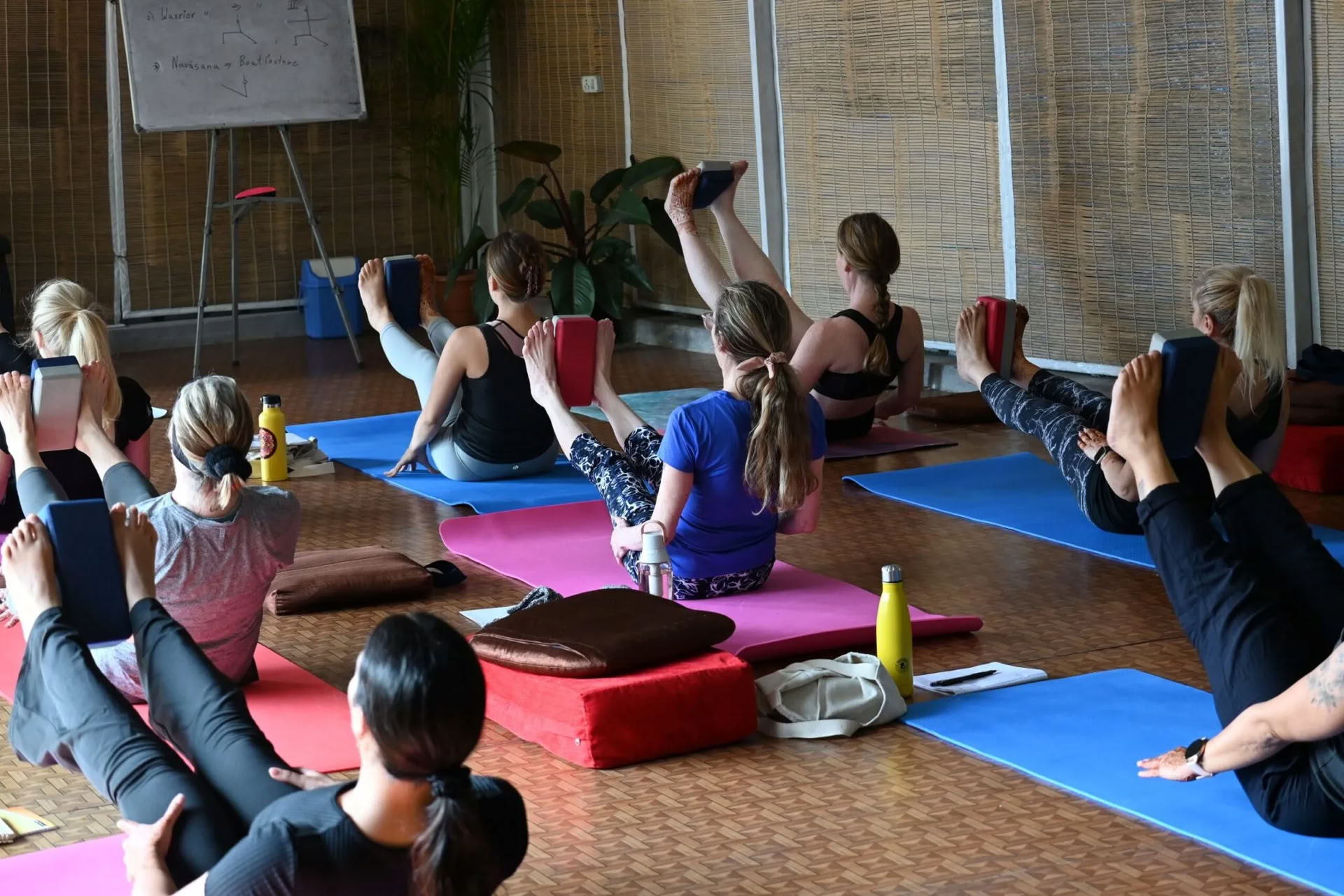Formación completa de profesores de yoga de 500 horas