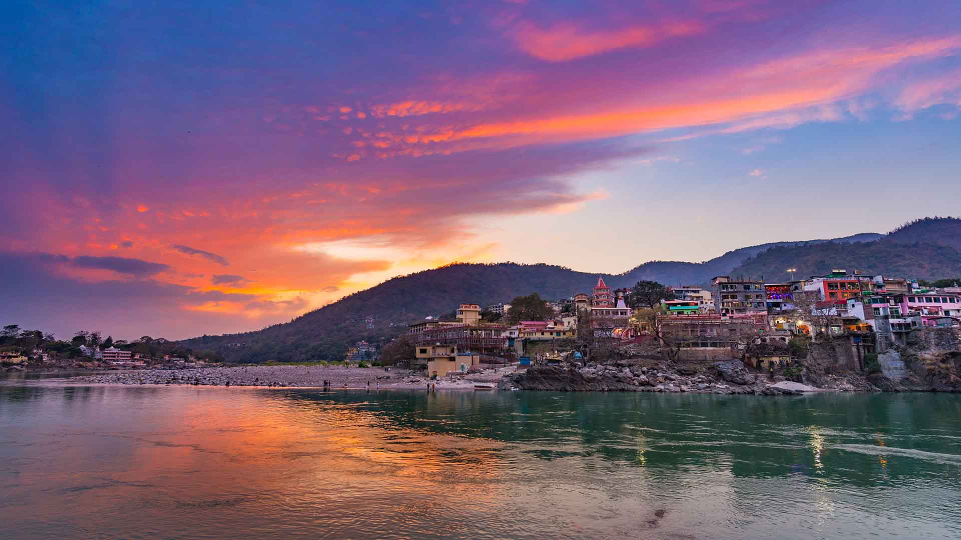Retiro de yoga en India | Rishikesh y Goa