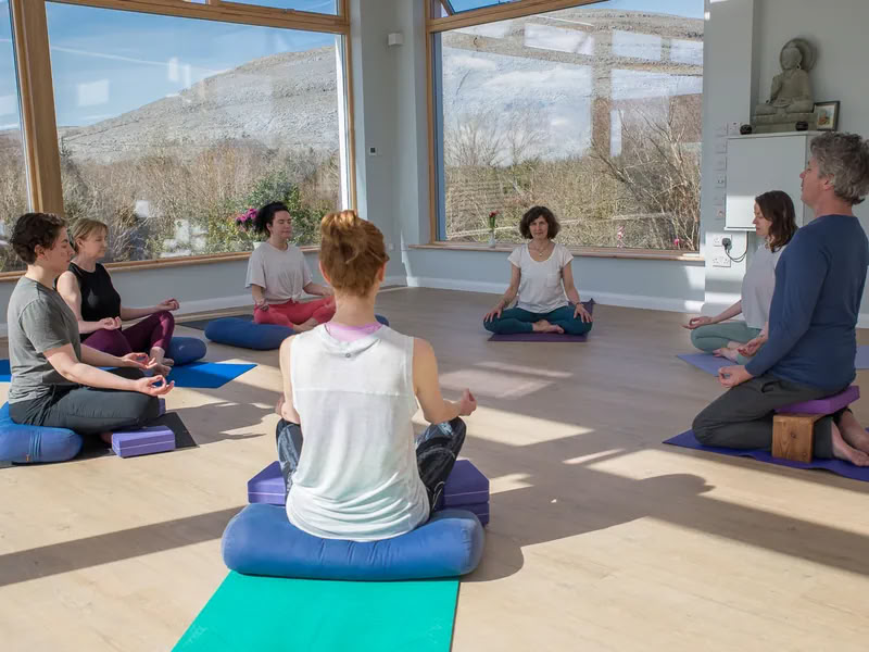 retiro de yoga de Pascua con Eleanor Dawson | Burren Yoga Retreat | retiros de bienestar Irlanda