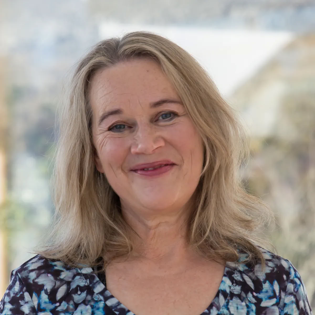 Vinyasa y yoga Yin con Carmel Cronin | Burren Yoga Retreat | Retiros de bienestar en Irlanda