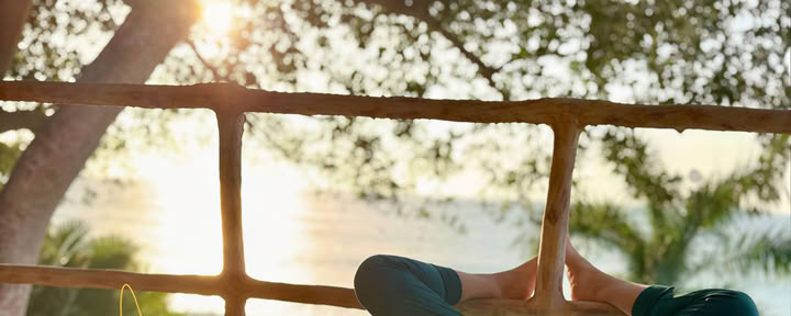 Nutre el cuerpo y reinicia el alma con yoga activo y restaurativo