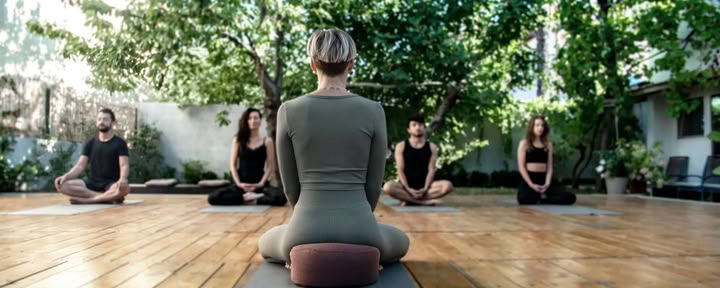 Yoga, brunch y escapada de bienestar continuos