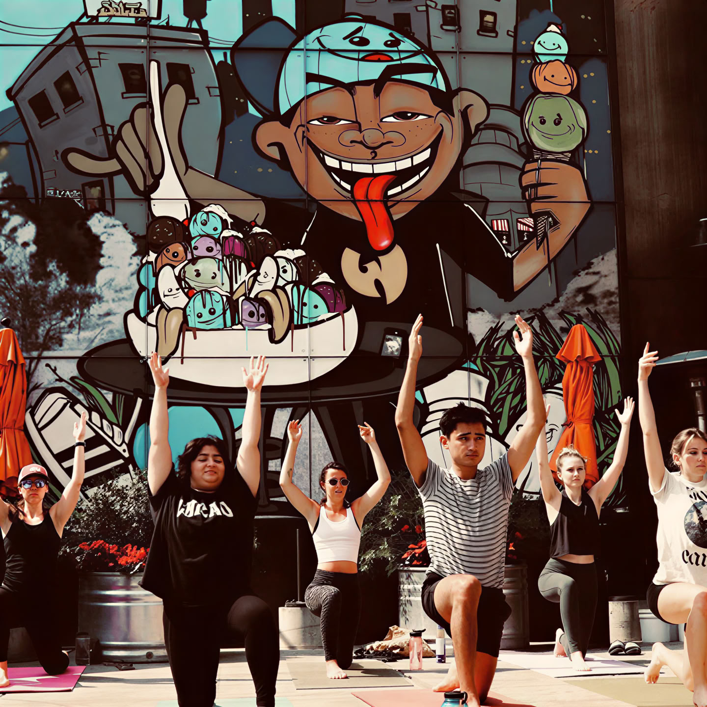 Movilidad y yoga en The Source Chiropractic | Denver