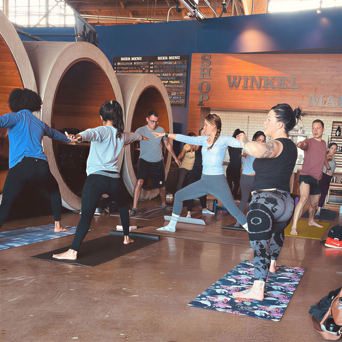 Tacos, yoga y cerveza – River North