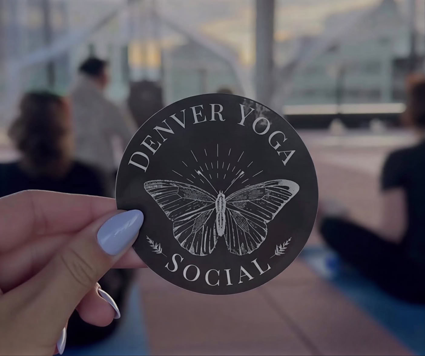 Yoga al Atardecer en la Azotea | Denver