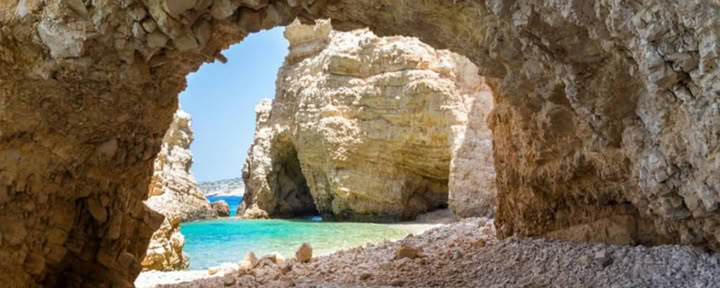 Vive tu S.E.L.F. Retiro de reinicio en Andros, Grecia