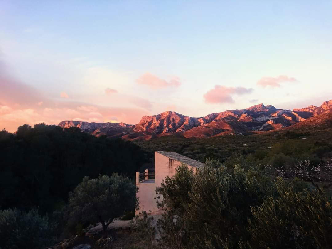 Retiro de yoga y meditación de descanso profundo