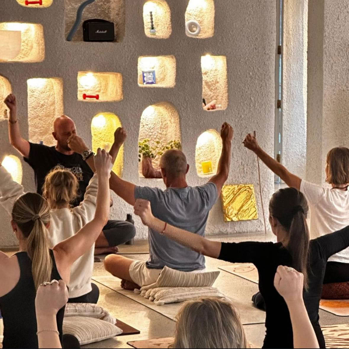 Viaje de Breathwork de 90 Min en OM House Bondi