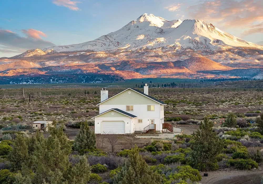 Retiro Mount Shasta