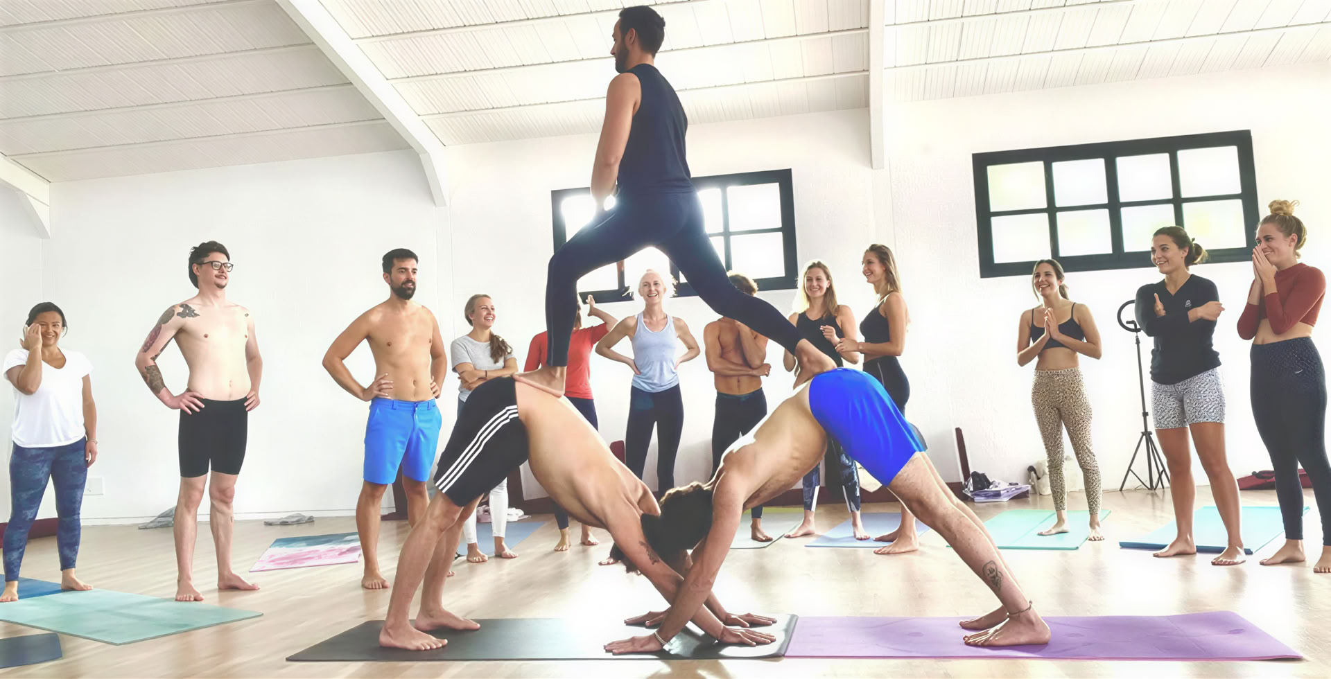 Curso de formación de profesores de yoga vinyasa de 200 horas