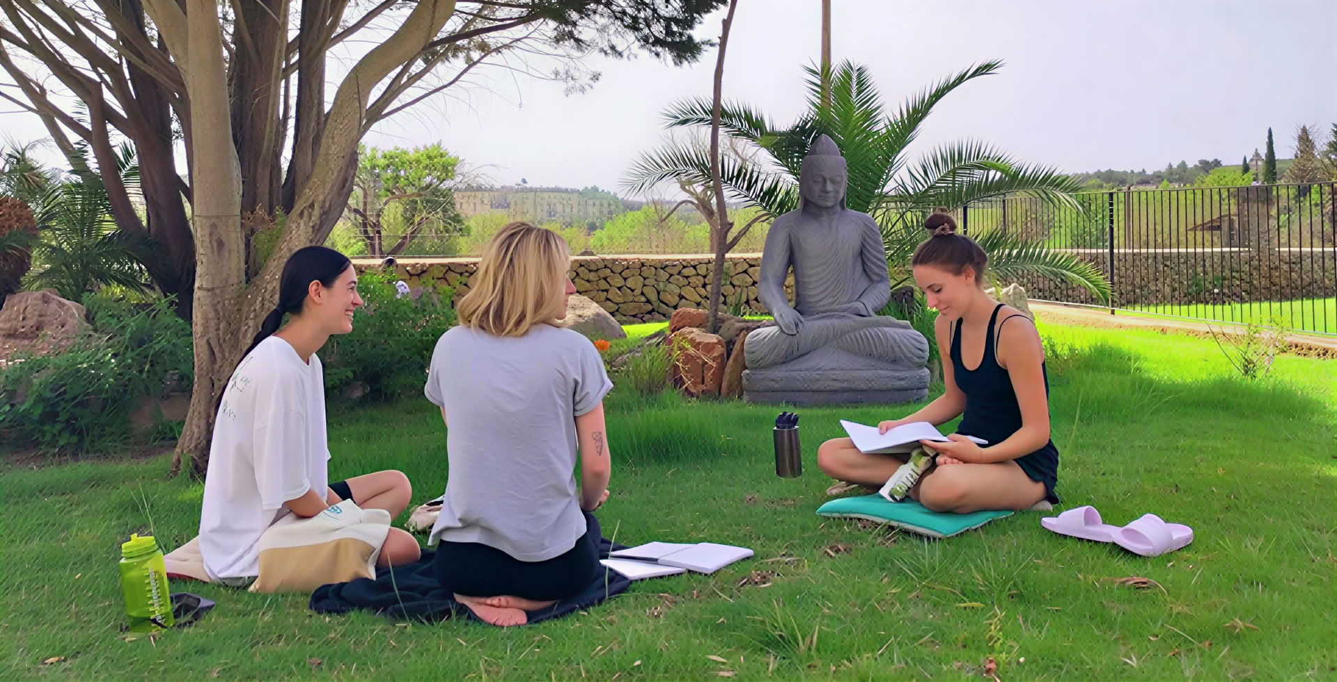 Formación avanzada de profesores de yoga de 300 horas en Europa