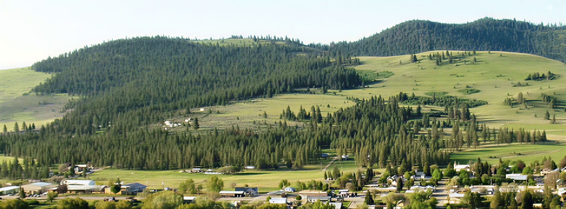 retiro de sanación de yoga en aguas termales de Montana