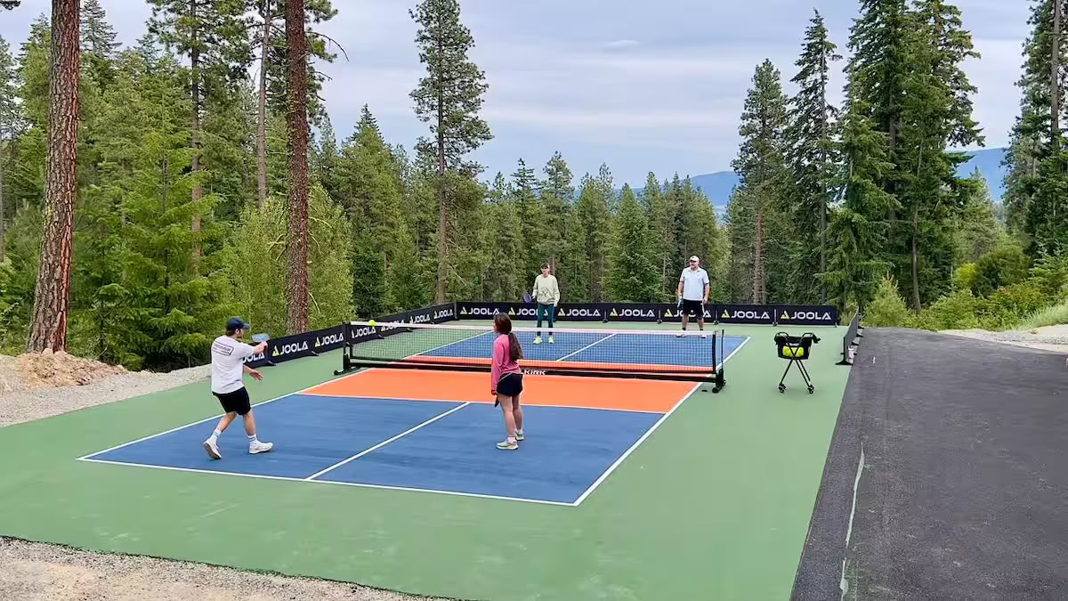 Retiro de yoga, senderismo y pickleball en Cascades