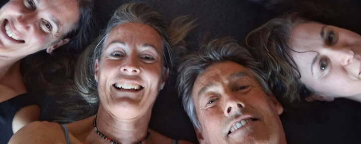Formación certificada de profesora de yoga de Julie Stephens, inmersión de 100 horas