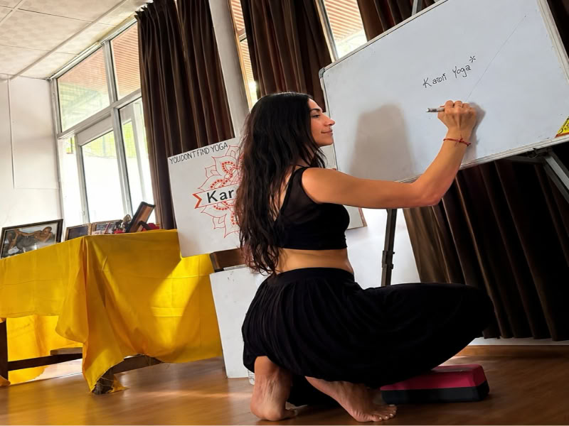 Formación de Profesores de Yoga de 200 Horas