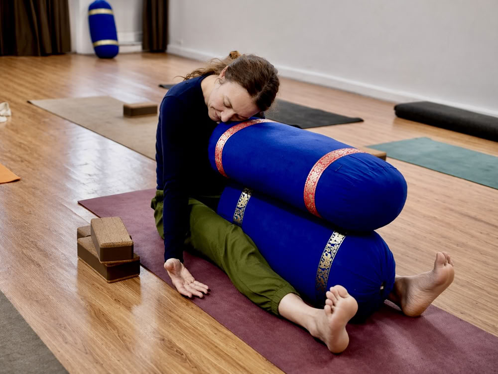 Formación de profesores de yoga Yin y Yang de 50 horas en Rishikesh – del 1 al 7 de enero de 2026