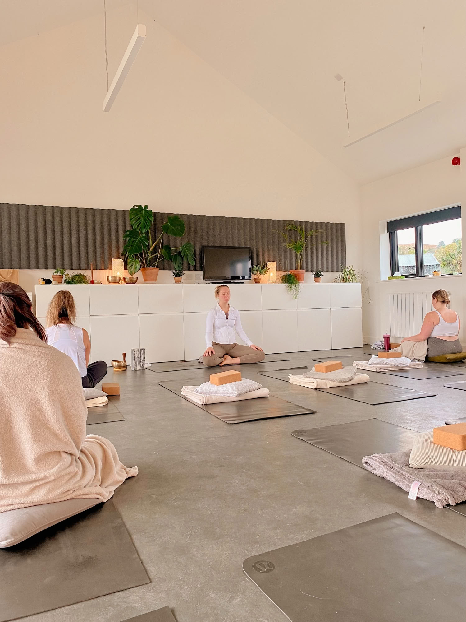 Retiro de Renovación: Un fin de semana de yoga y bienestar en Bere Island