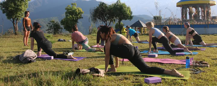 Curso de Formación de Profesores de Yoga con Vistas al Himalaya (5 de septiembre de 2026)