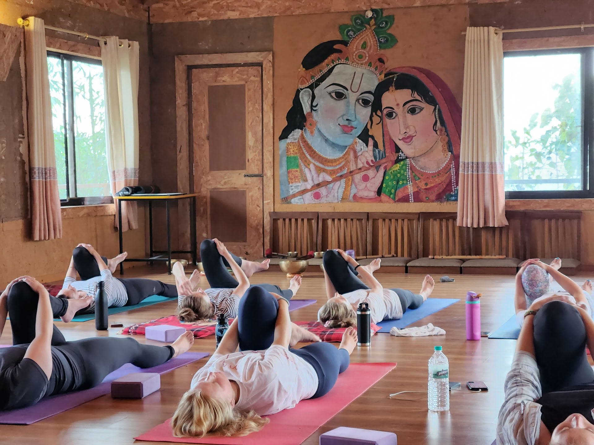 Curso de Formación de Profesores de Yoga con Vista al Himalaya (5 de octubre de 2026)