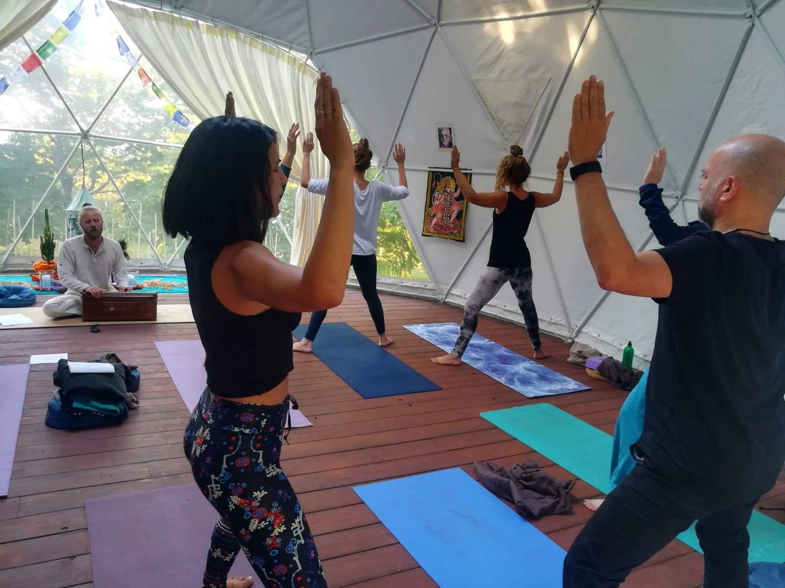 RYT de 200 horas · Toscana, Italia · Certificado por Yoga Alliance