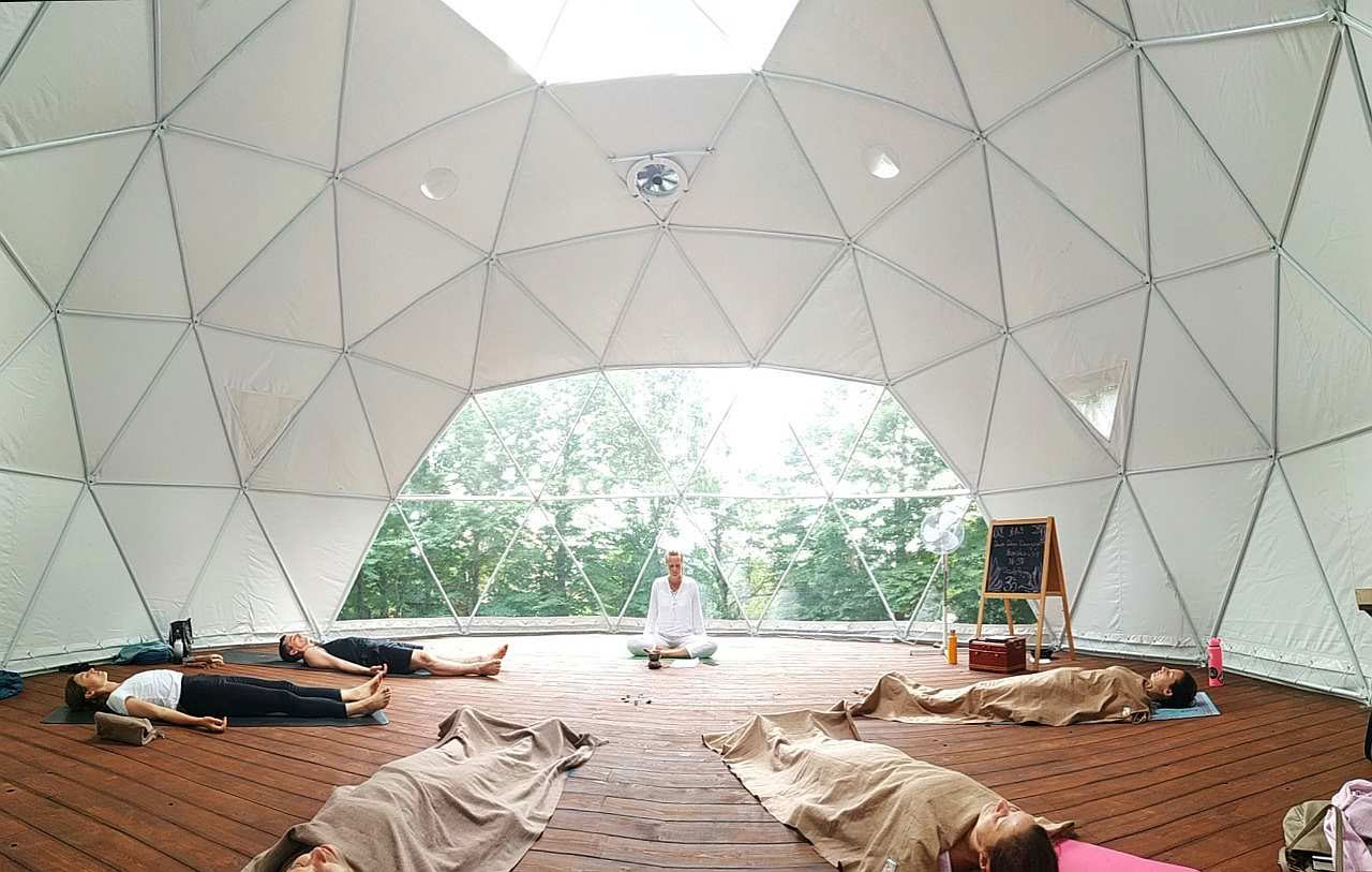 RYT de 200 horas · Toscana, Italia · Certificado por Yoga Alliance