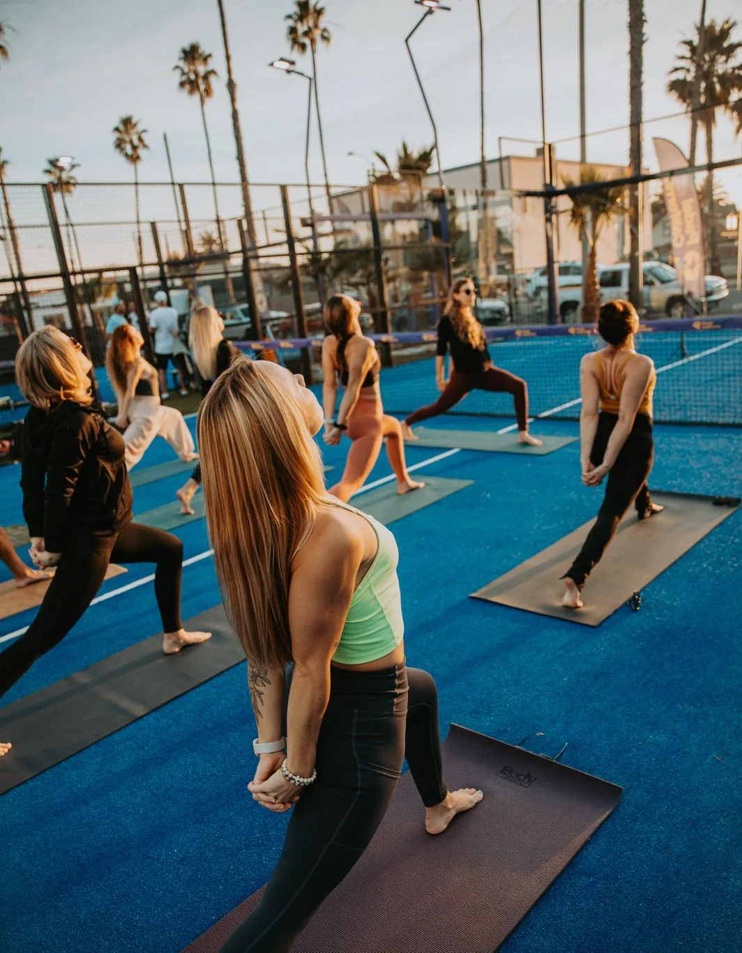 Yoga con gatitos