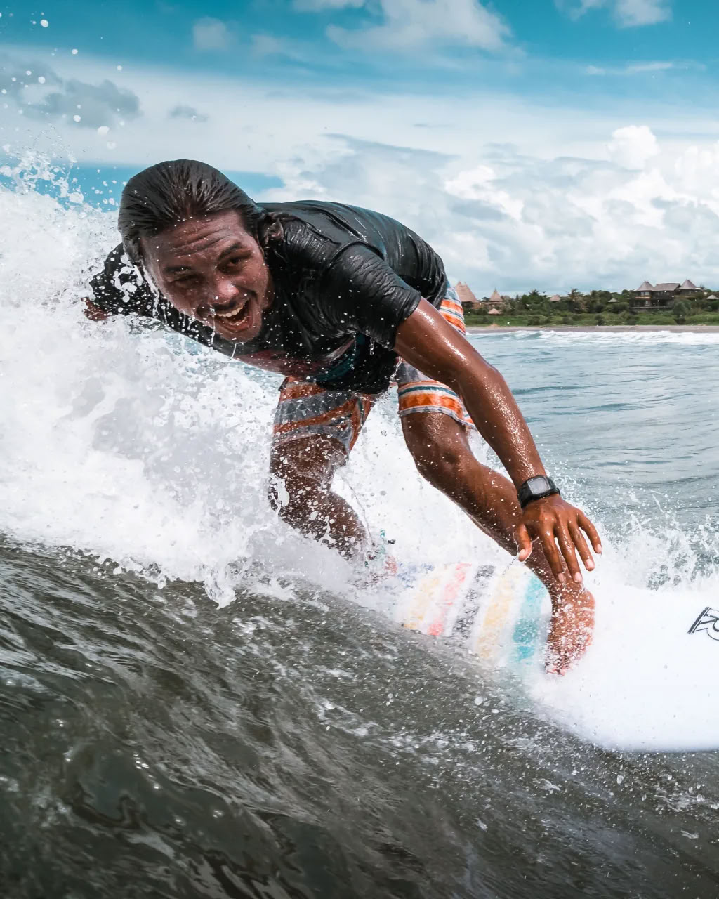 Retiro de surf y yoga en Bali