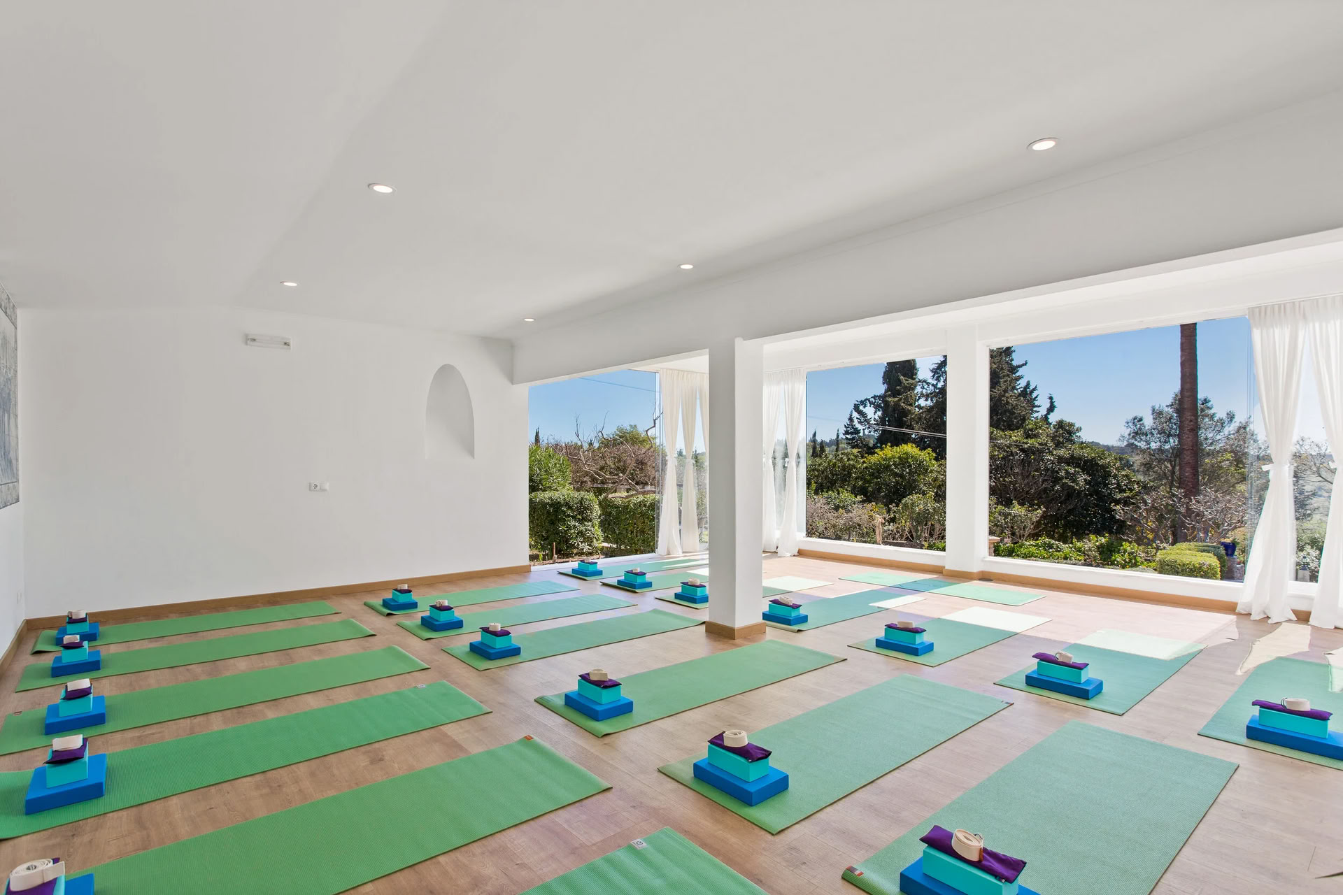Retiro privado de yoga con Melanie Caine