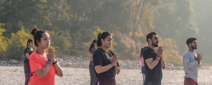 Retiro de yoga de 14 días en Rishikesh
