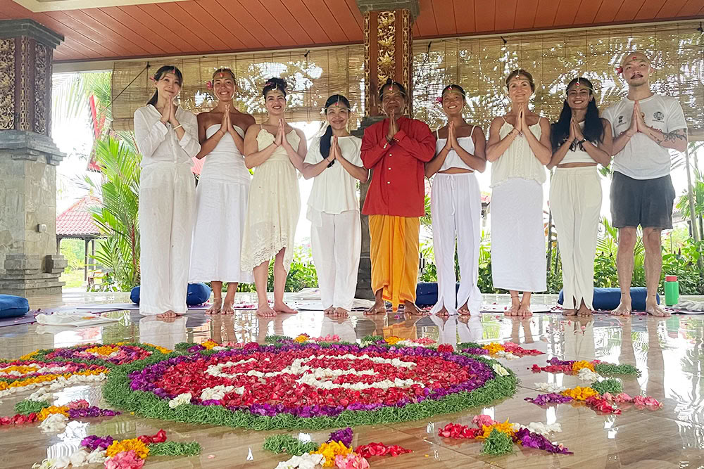 Formación de Profesores de Yoga Ashtanga Vinyasa de 200 Horas en Bali
