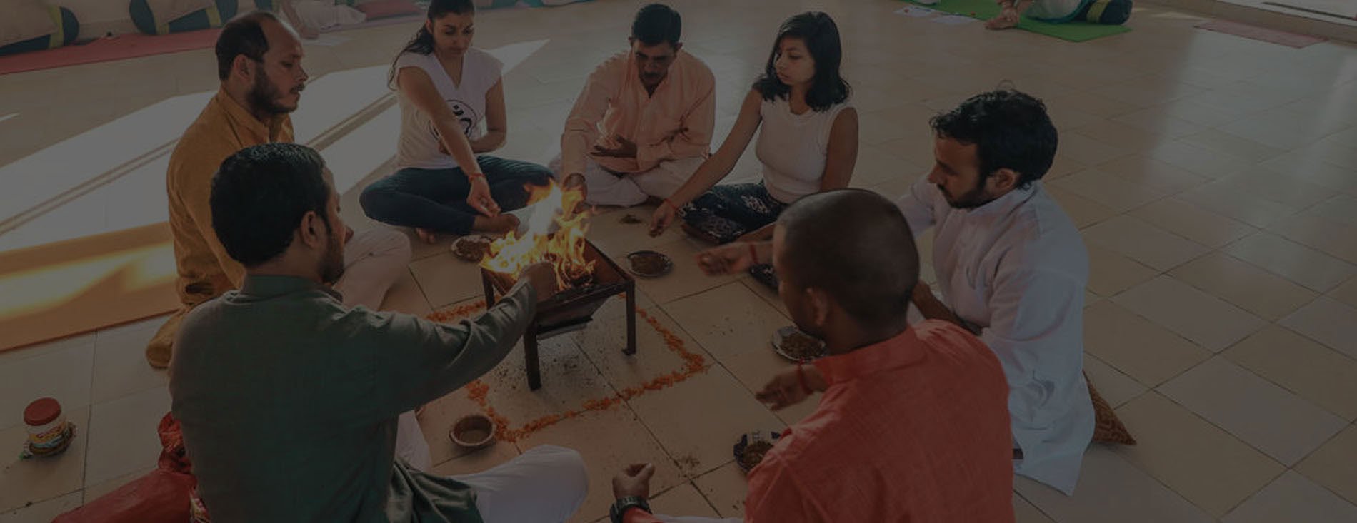 Curso de formación de profesores de yoga aéreo – del 25 al 29 de abril de 2026