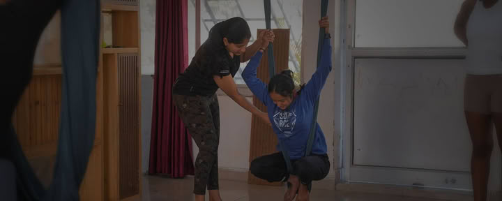 Curso de formación de profesores de yoga aéreo – del 25 al 29 de abril de 2026