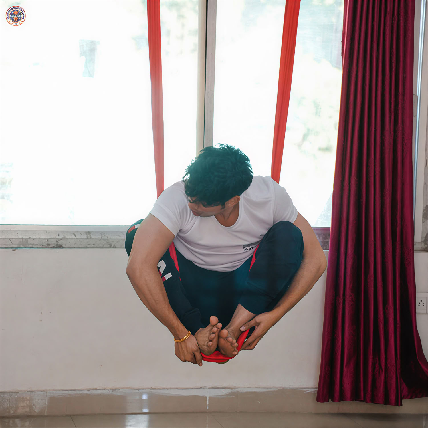 Curso de formación de profesores de yoga aéreo – del 25 de enero al 29 de enero de 2027