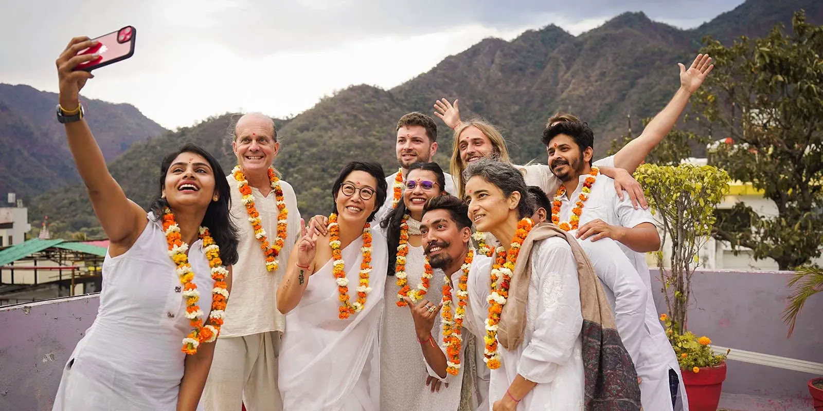 Retiro de 5 días de yoga y meditación con sesión de sanación sonora