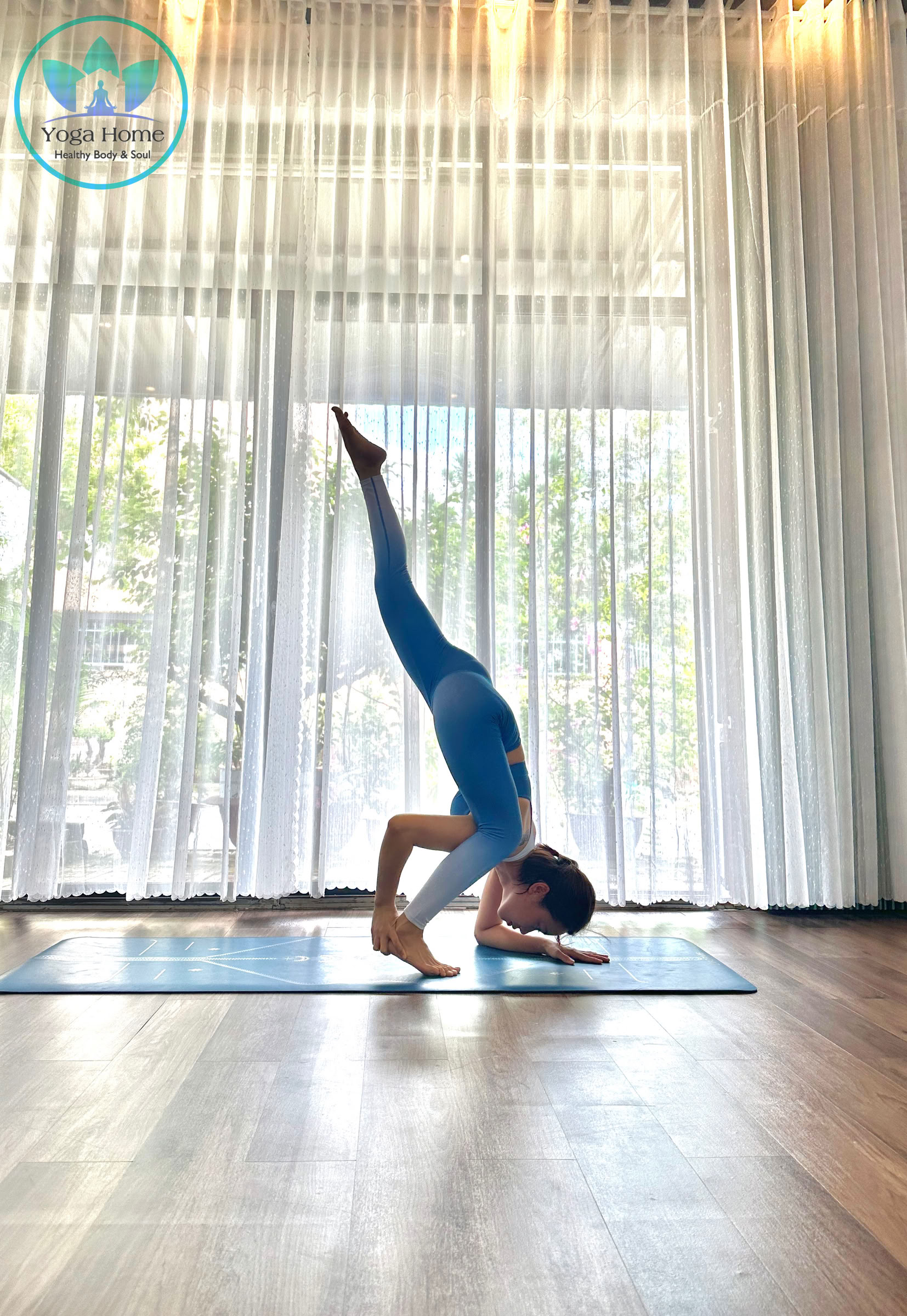 Formación de Profesores de Yoga de 200 Horas en Yoga Home School