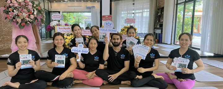 Formación de Profesores de Yoga de 200 Horas en Yoga Home School