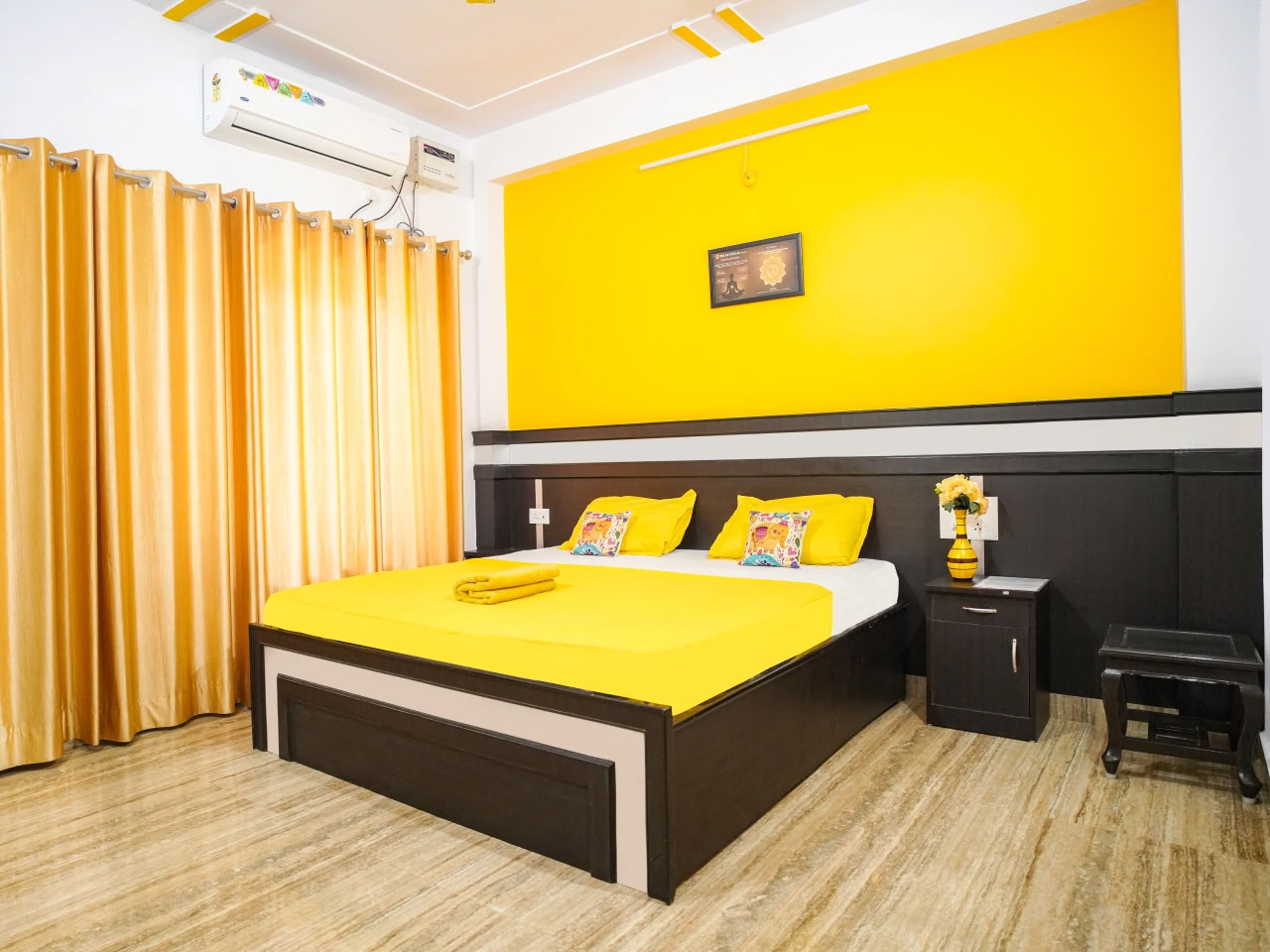 Certificación de YTTC de 200 horas + Yoga Prenatal