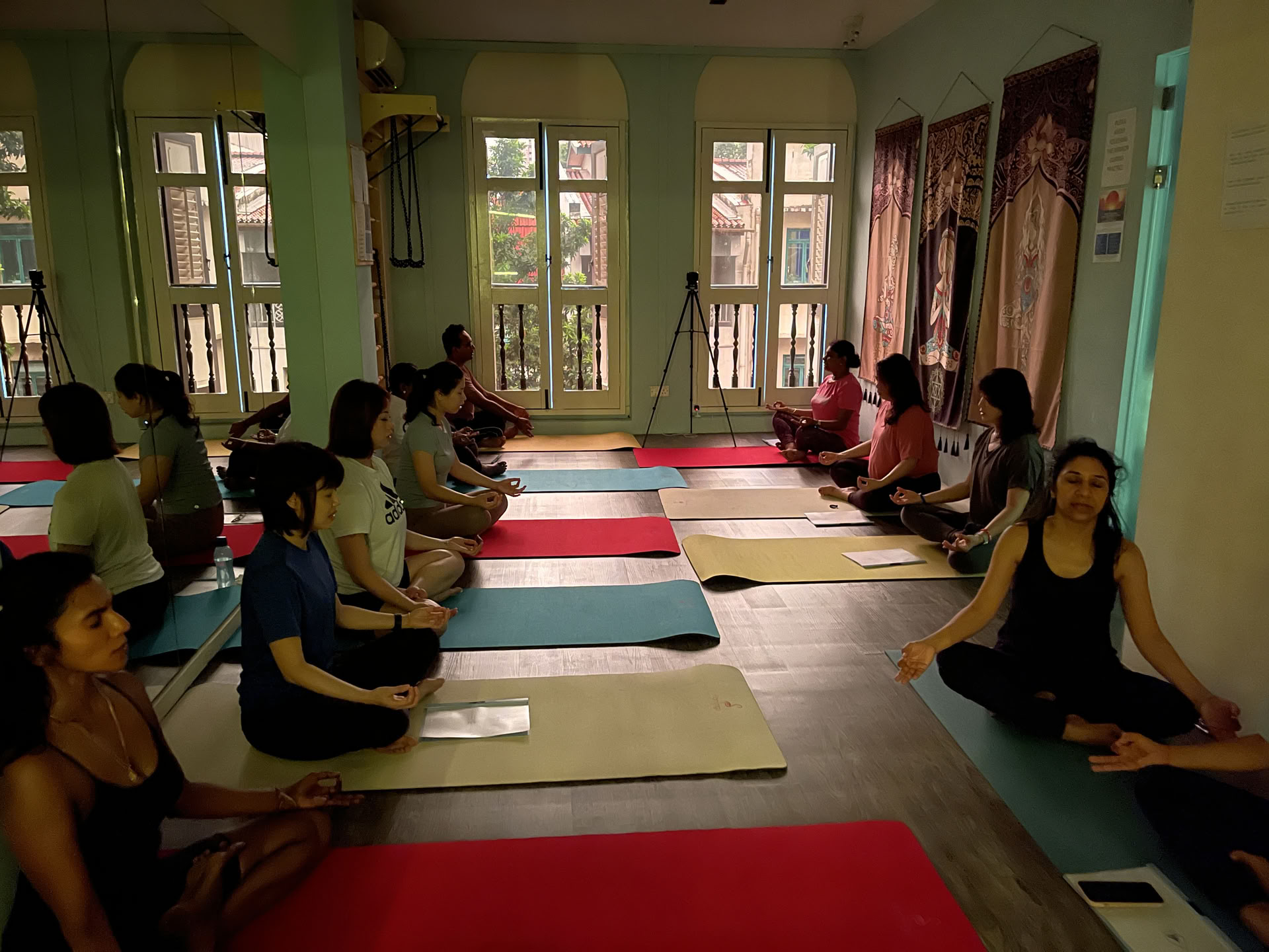 Taller de Yoga para la Salud Digestiva y el Metabolismo en Singapur
