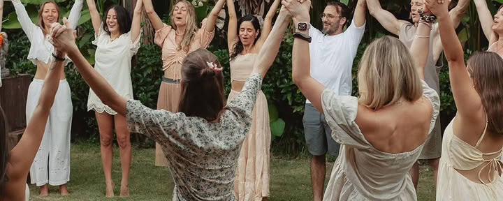 Formación de profesores de yoga de 300 h