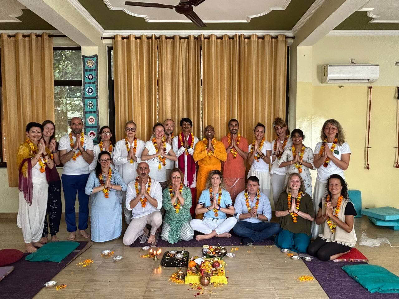 Curso de meditación de 150 horas
