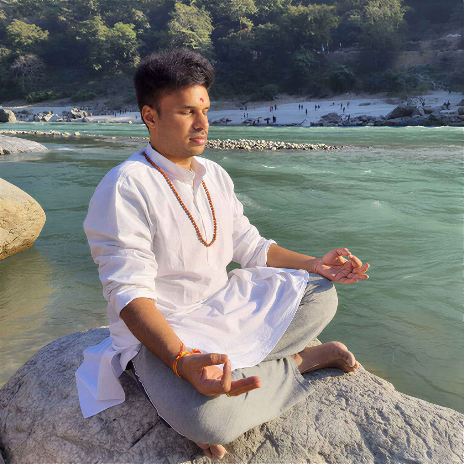 Retiro de meditación silenciosa en India
