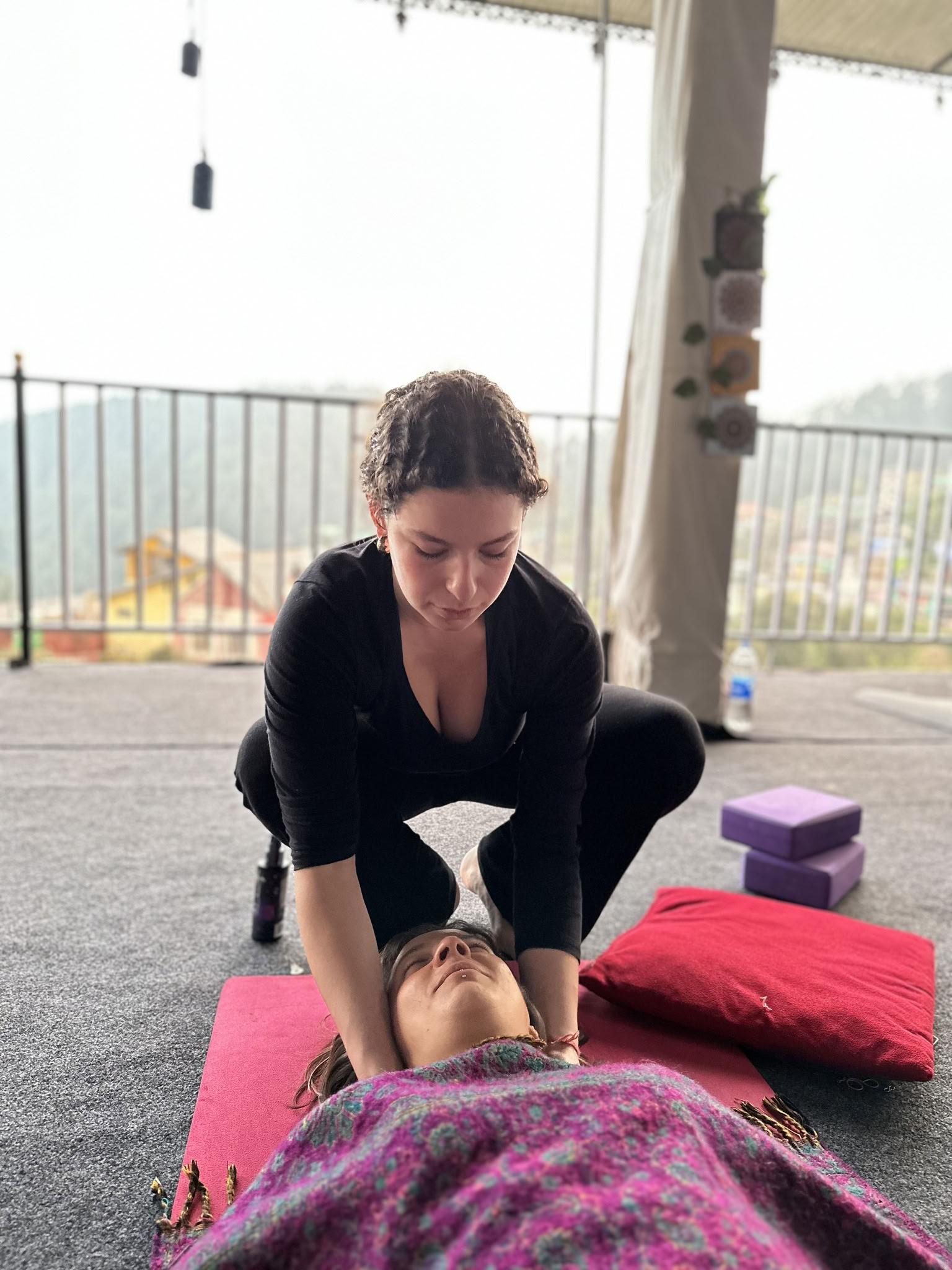 25 días, 200 horas de formación de profesores de yoga Shanti