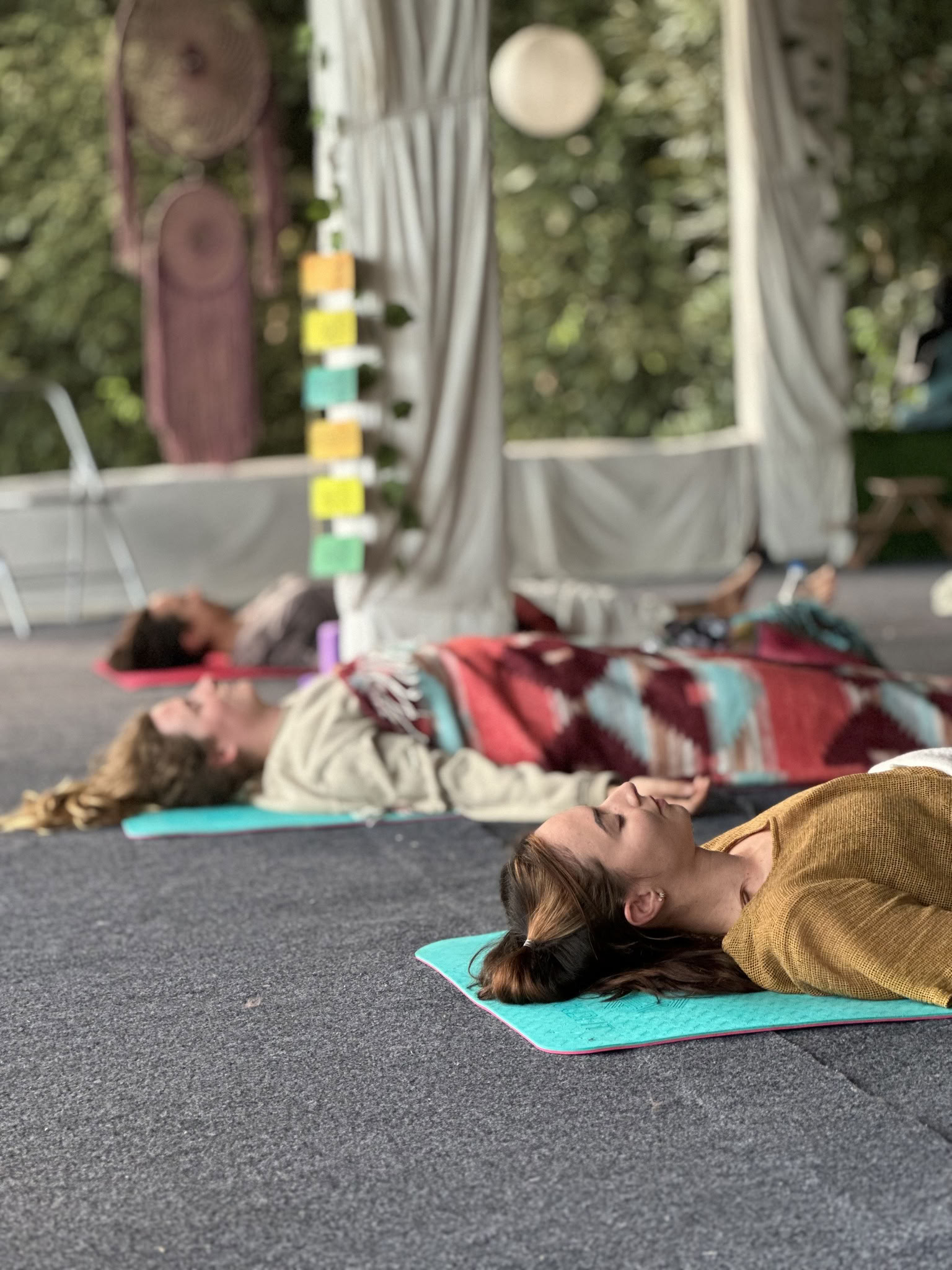 25 días, 200 horas de formación de profesores de yoga Shanti