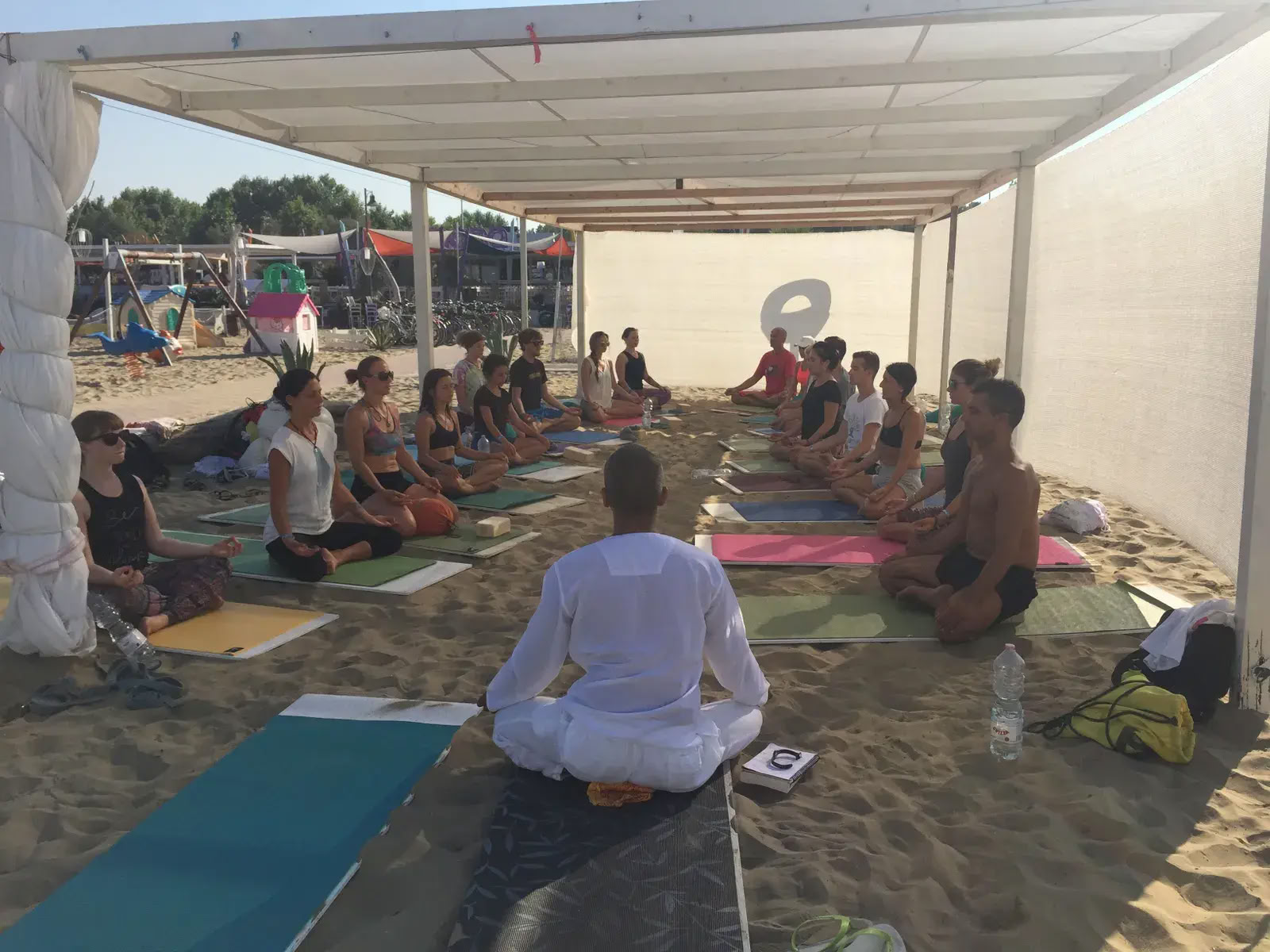 Formación de Profesores de Yoga de 50 Horas en Italia