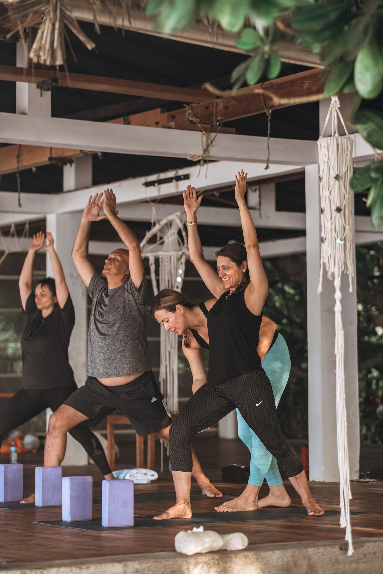 Retiro de 5 días de yoga y macramé — Poder de la expresión creativa