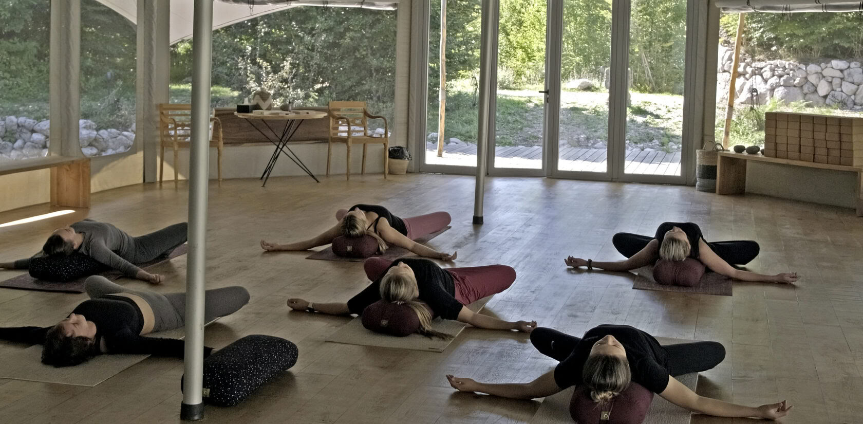 Retiro de 5 días de yoga y macramé — Poder de la expresión creativa
