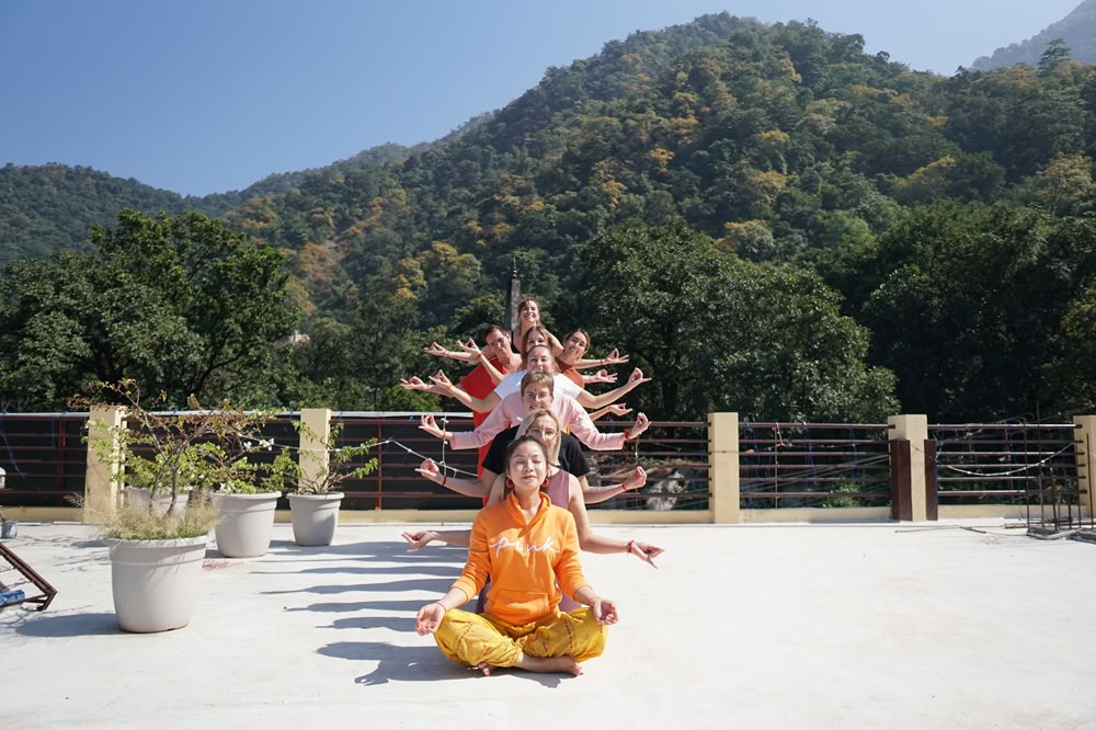 Formación de profesores de yoga de 100 horas en Rishikesh, India