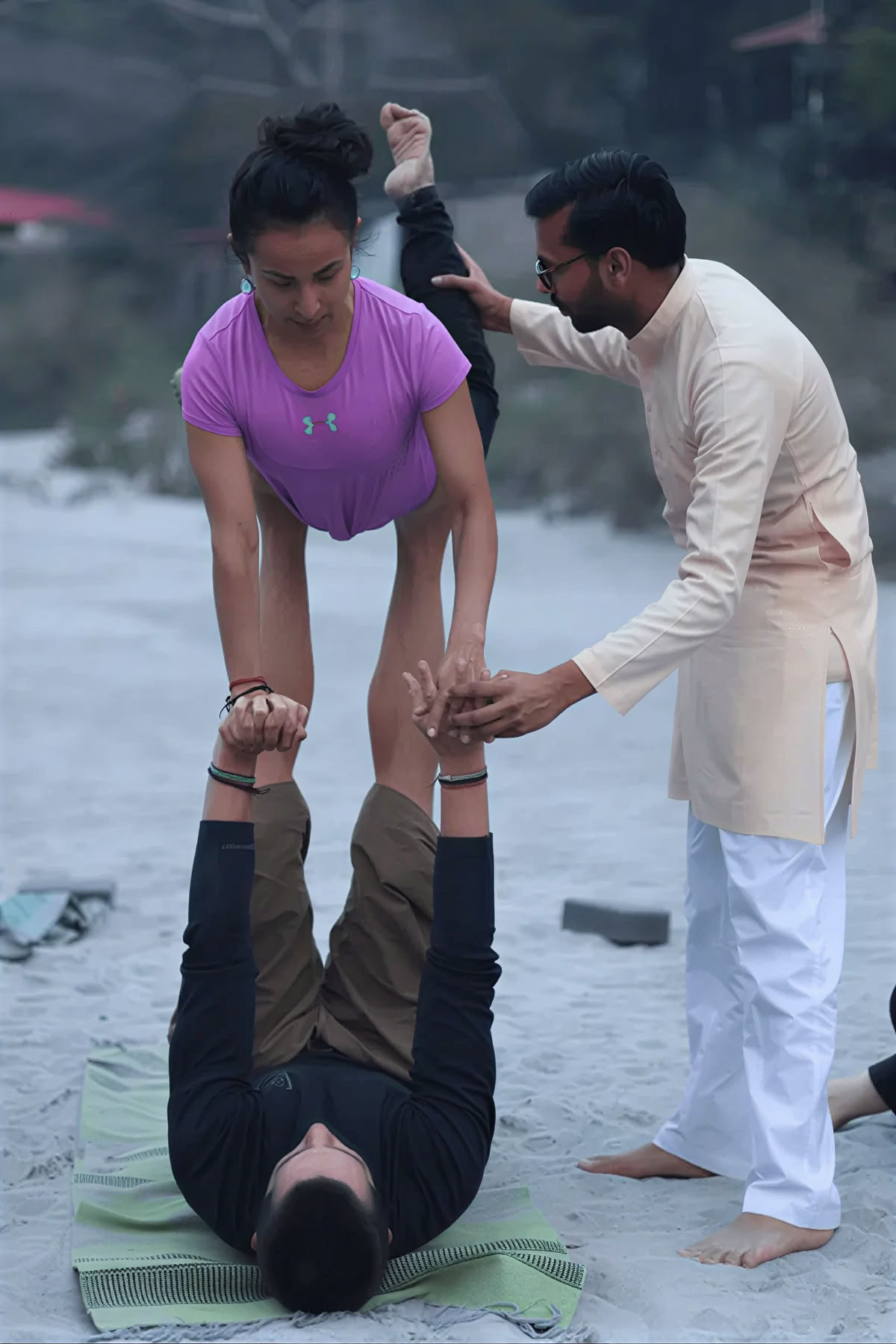 Formación de profesores de yoga de 100 horas en Rishikesh, India