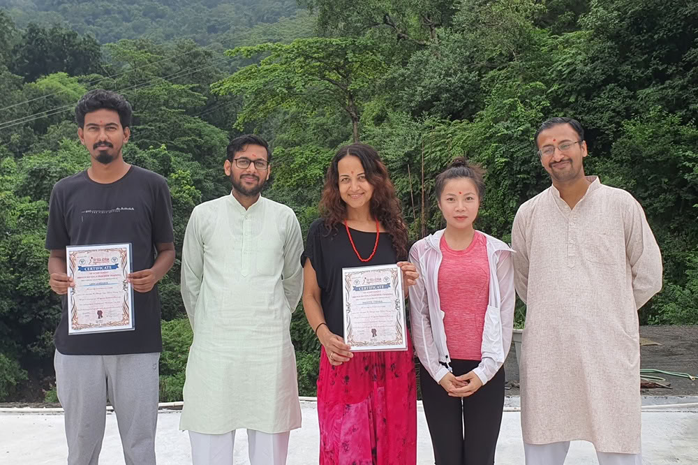 Curso de Yin Yoga de 6 días en Rishikesh